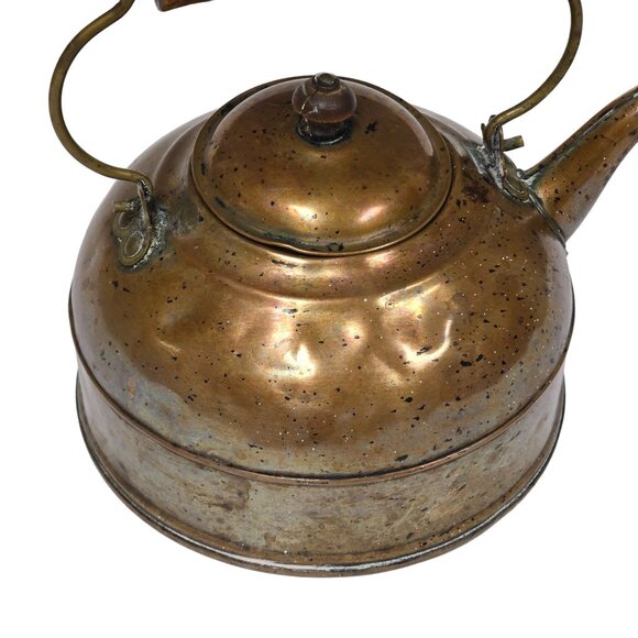 Vintage Copper Hammered Teapot With Wooden Handle Rustic Farmhouse Kitchen Decor - Picture 10 of 12